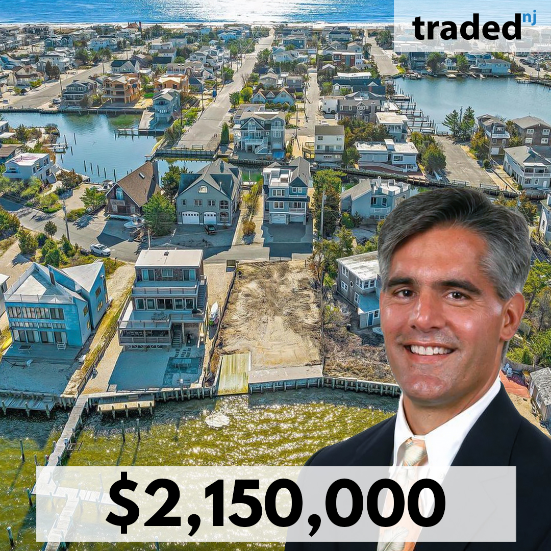 8204 Bay Terrace Traded